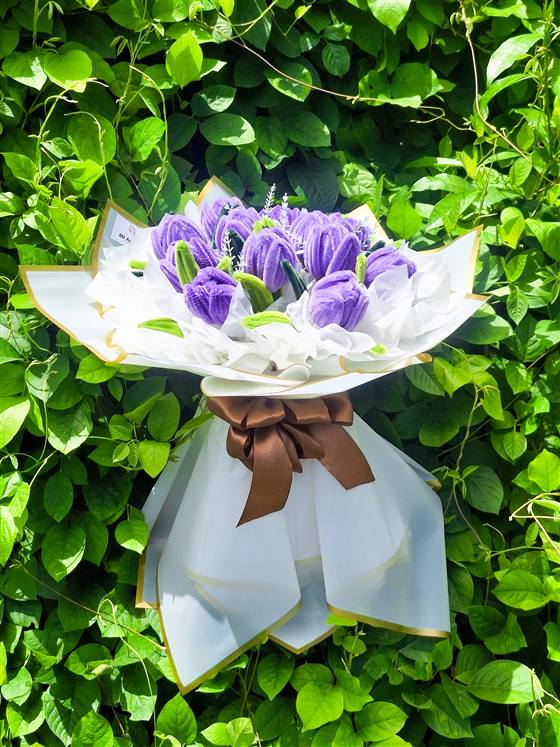 Fuzzy Wire Bouquet set 3 image A