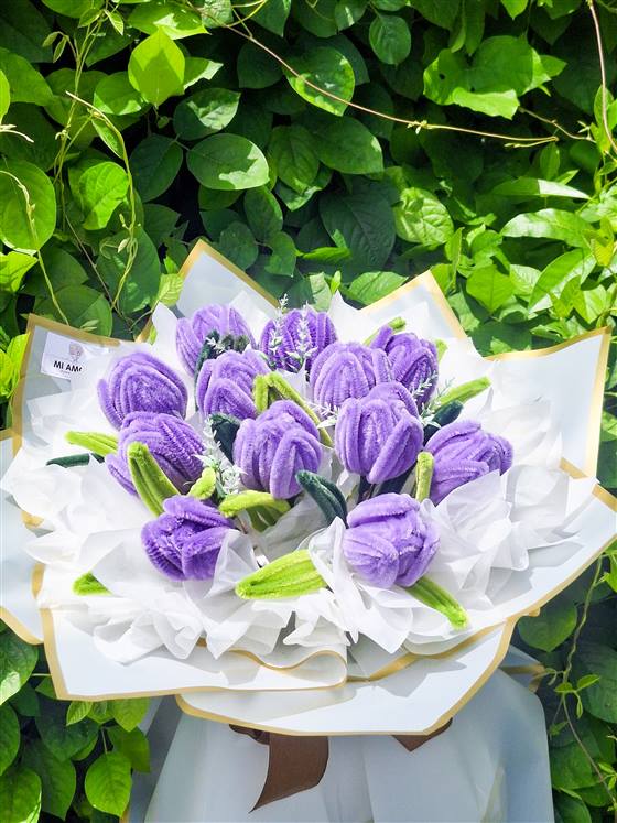 Fuzzy Wire Bouquet set 3 image B