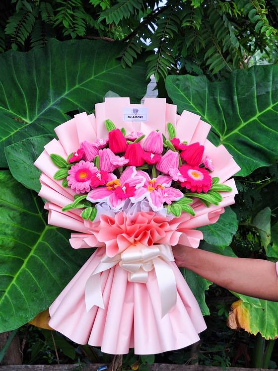 Fuzzy Wire Bouquet set 6 image A