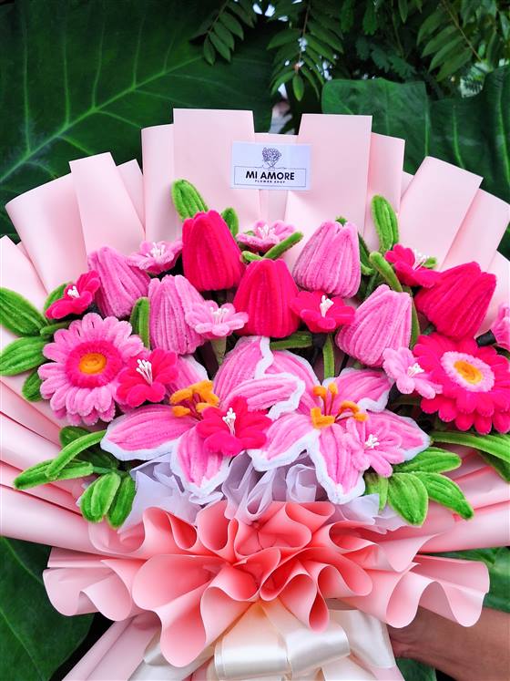 Fuzzy Wire Bouquet set 6 image B