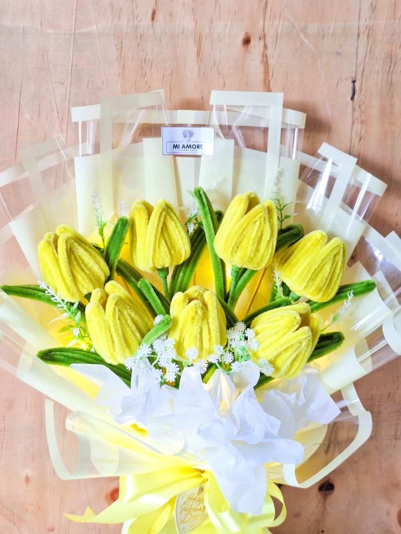 Fuzzy Wire Bouquet set 33 image B