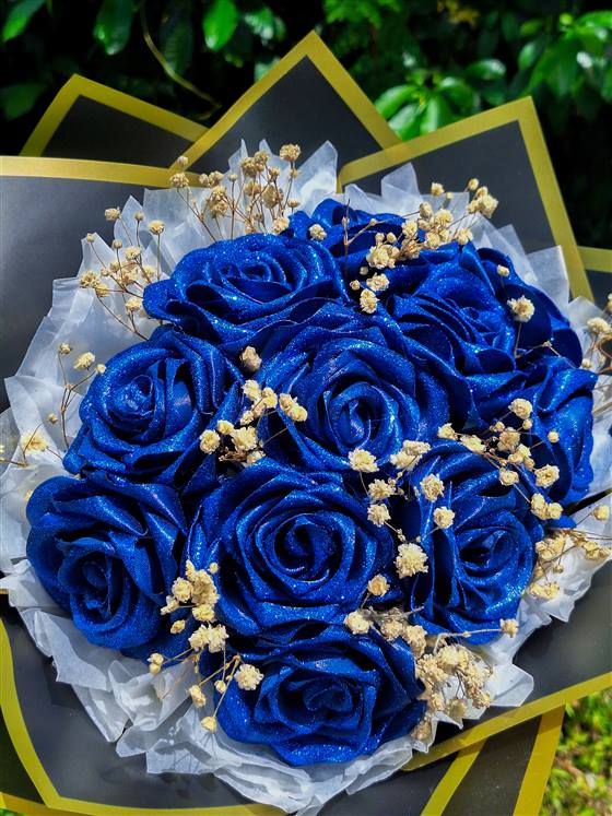 Satin Bouquet set 4 image A