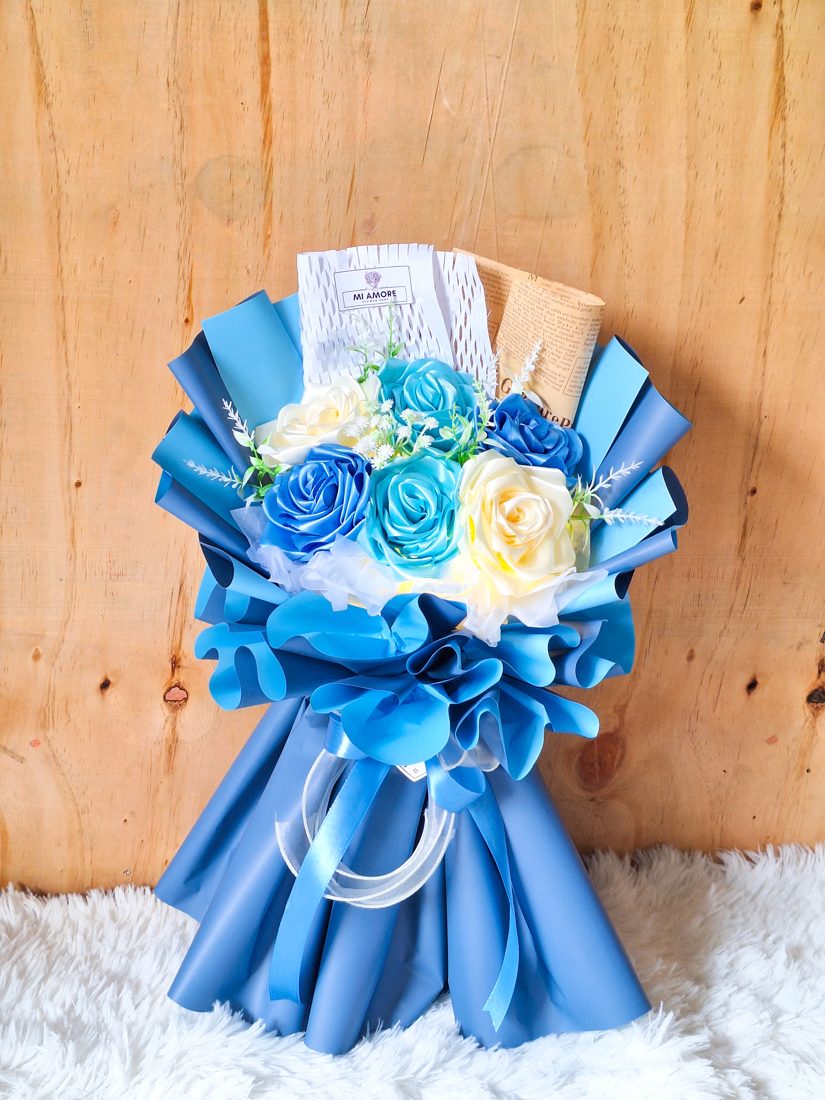 Satin Bouquet set 24 image A